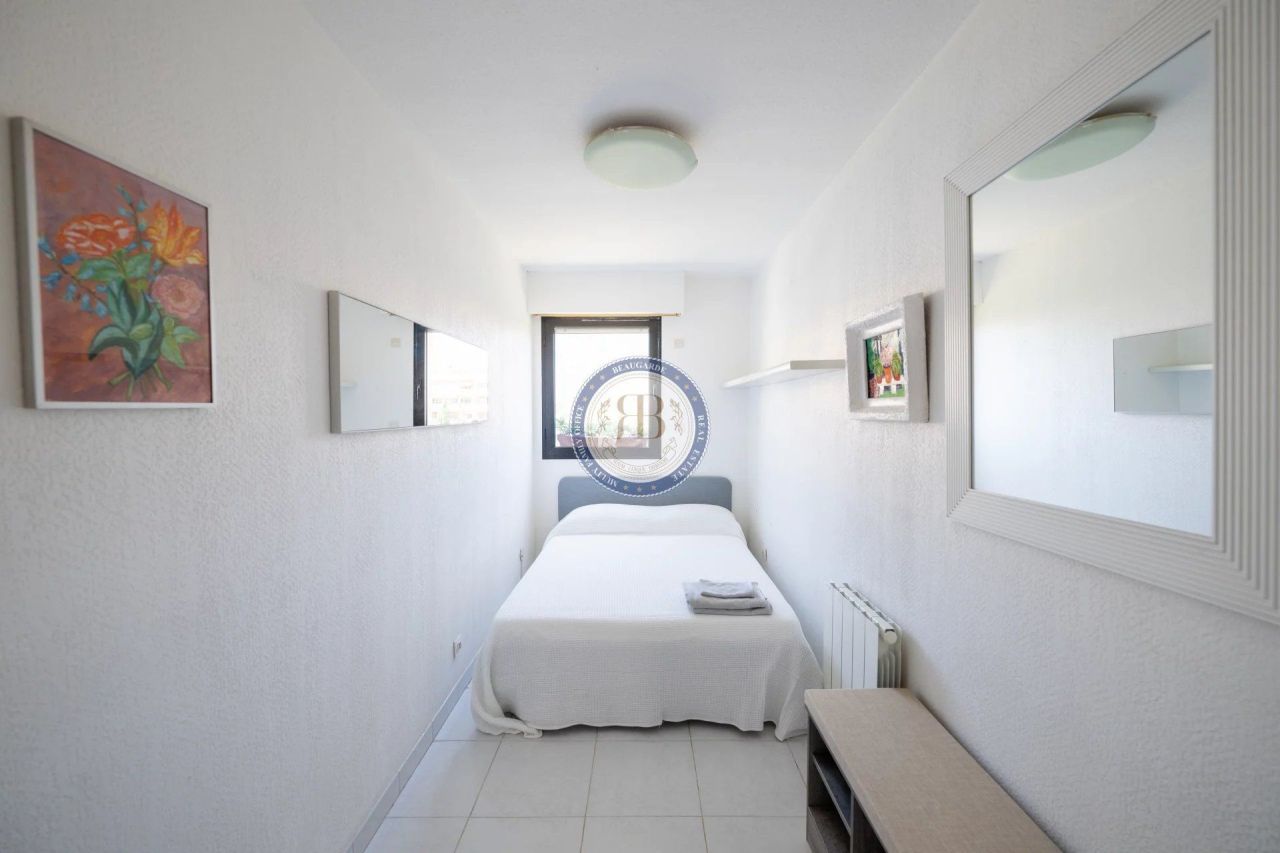 Квартира в Больё-сюр-Мер, Франция, 55 м² - фото 13