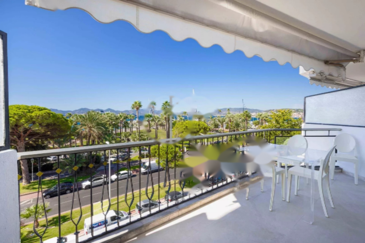 Квартира в Каннах, Франция, 95 м² - фото 1