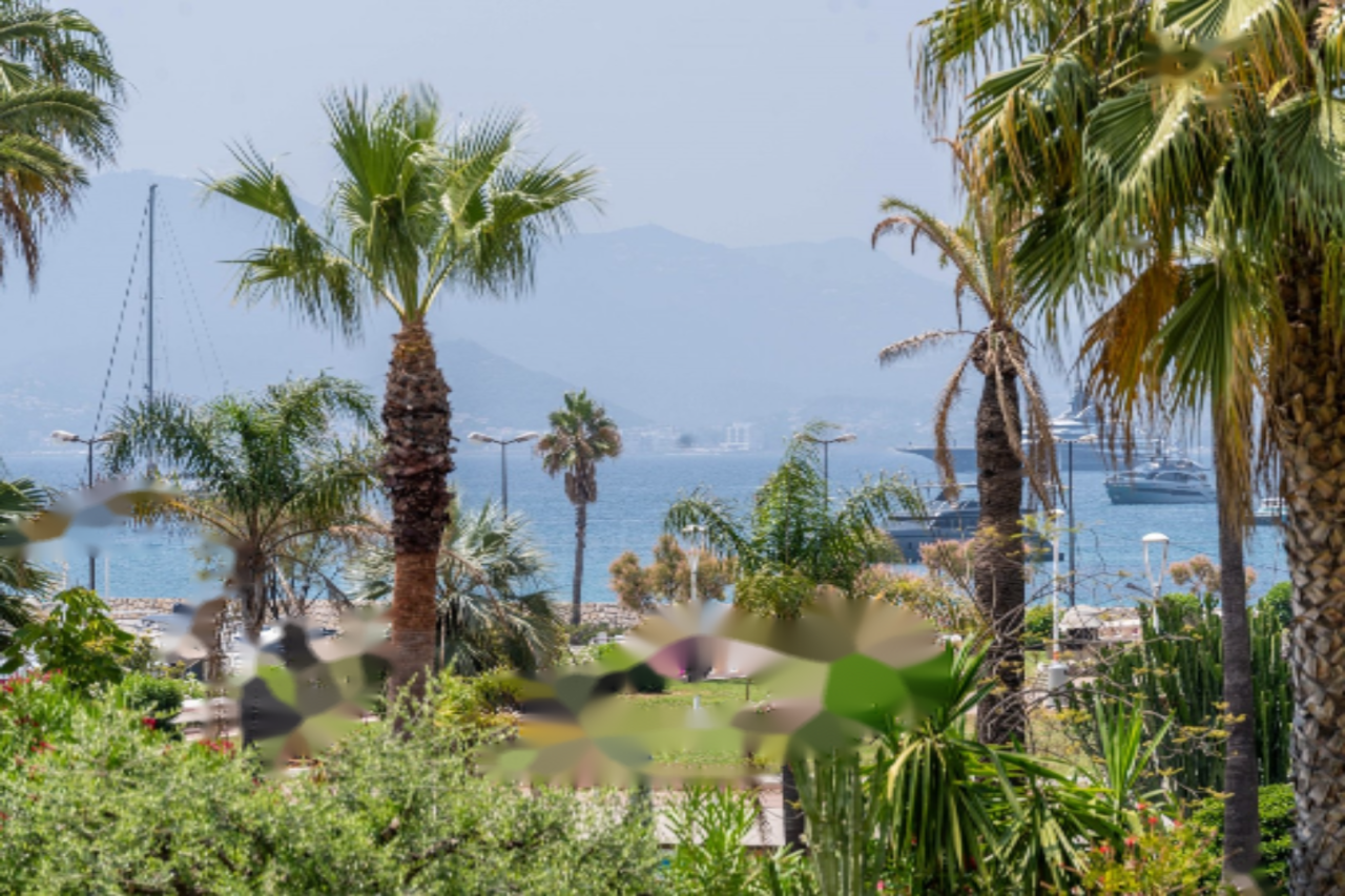 Квартира в Каннах, Франция, 75 м² - фото 1