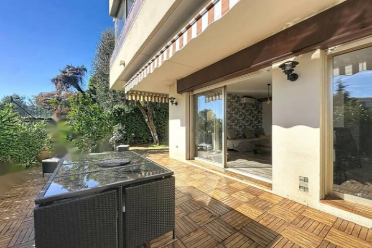 Квартира в Каннах, Франция, 49 м² - фото 1