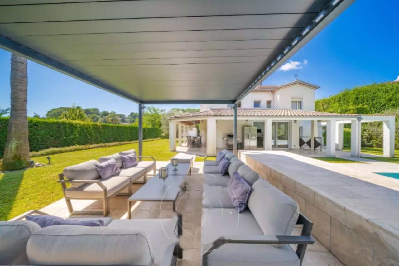 Квартира в Каннах, Франция, 234 м² - фото 1