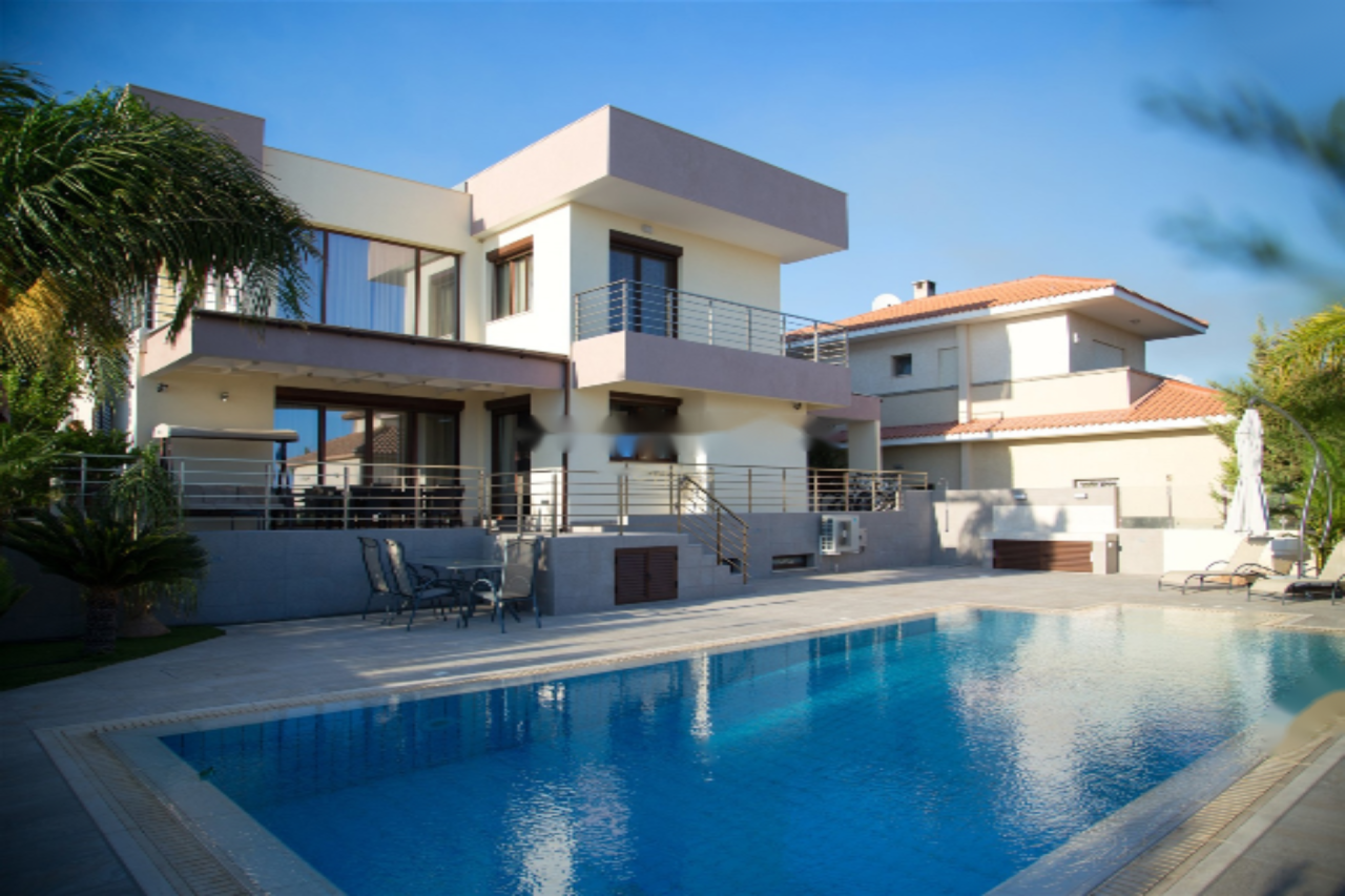 Квартира в Айос-Атанасиосе, Кипр, 330 м² - фото 1