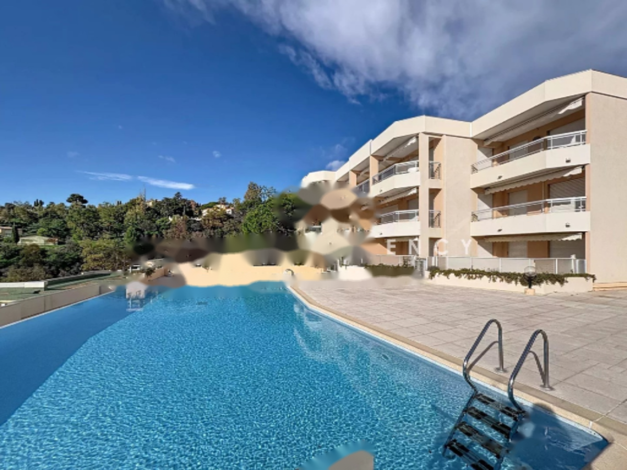 Квартира в Каннах, Франция, 74 м² - фото 1