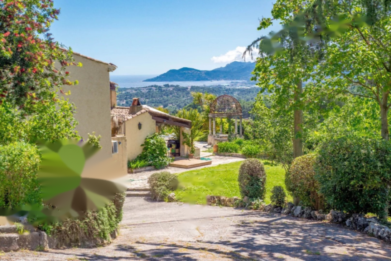 Квартира в Каннах, Франция, 225 м² - фото 1