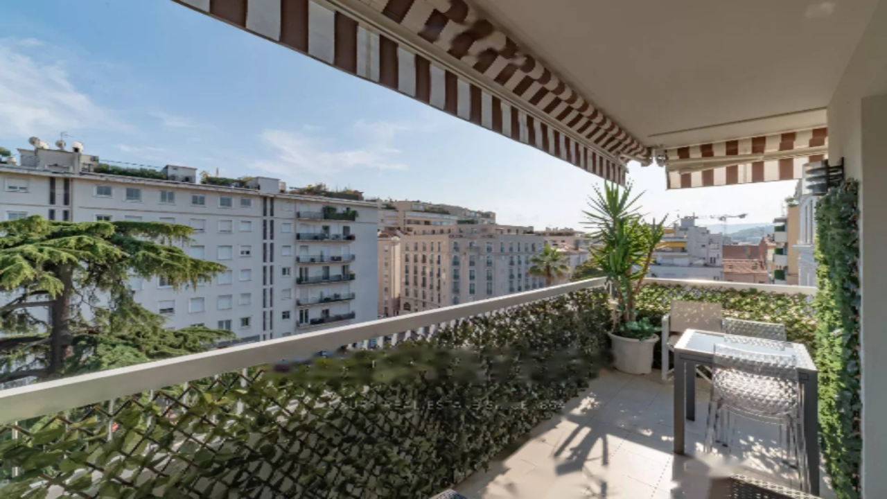 Квартира в Каннах, Франция, 74 м² - фото 2