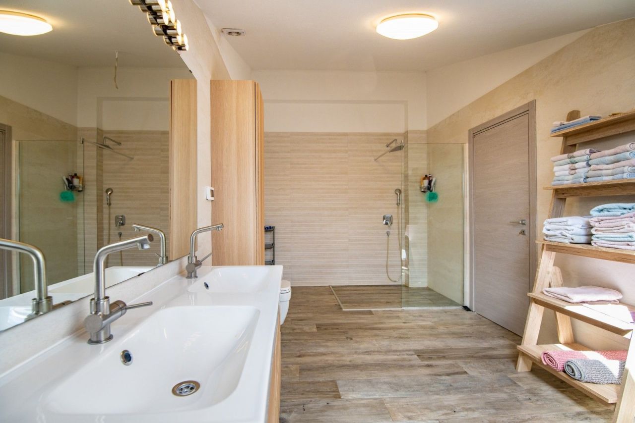 Квартира в Медулине, Хорватия, 250 м² - фото 18