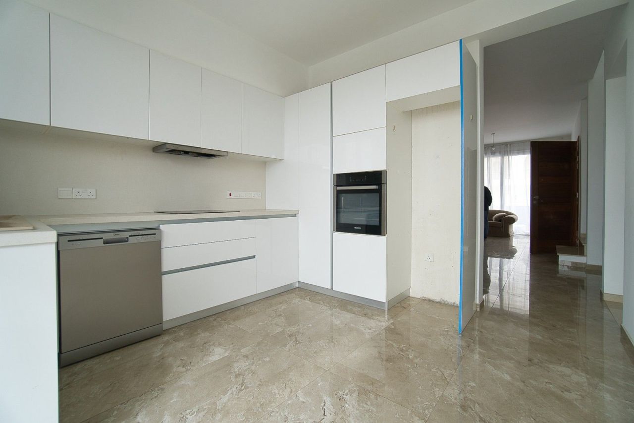 Вилла в Лимасоле, Кипр, 207 м² - фото 2