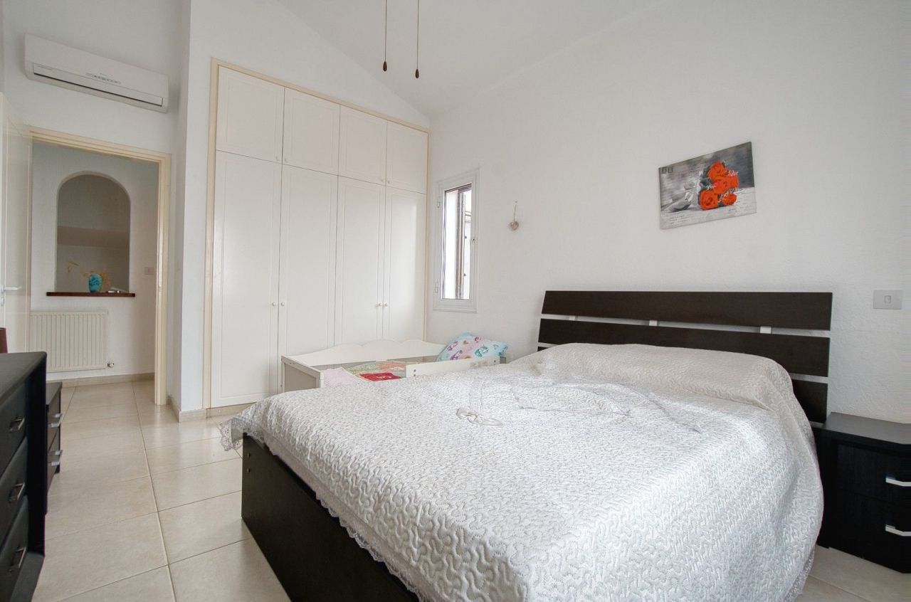 Вилла в Пафосе, Кипр, 224 м² - фото 14