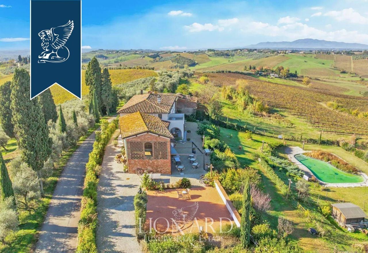 Ферма во Флоренции, Италия, 500 м² - фото 1