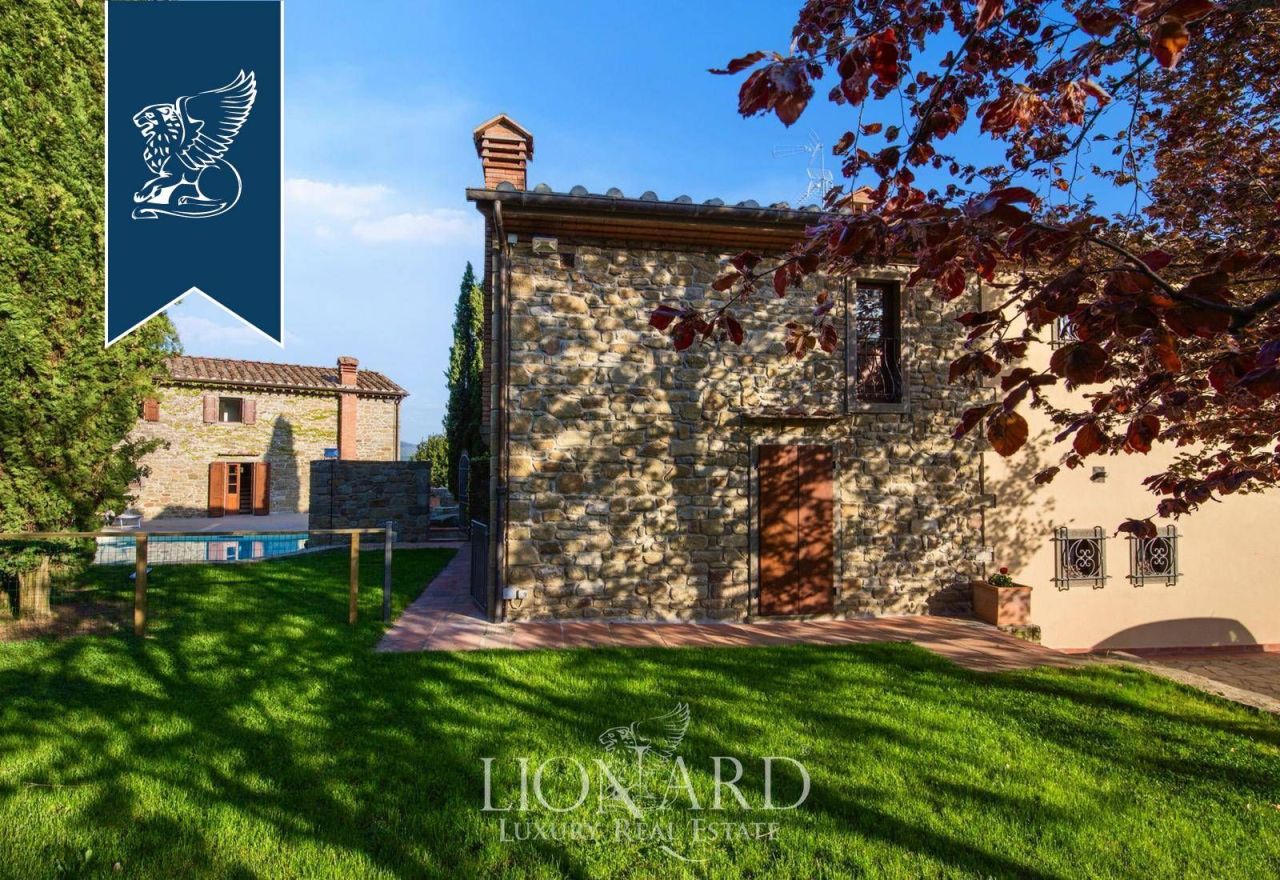 Ферма в Ареццо, Италия, 550 м² - фото 7