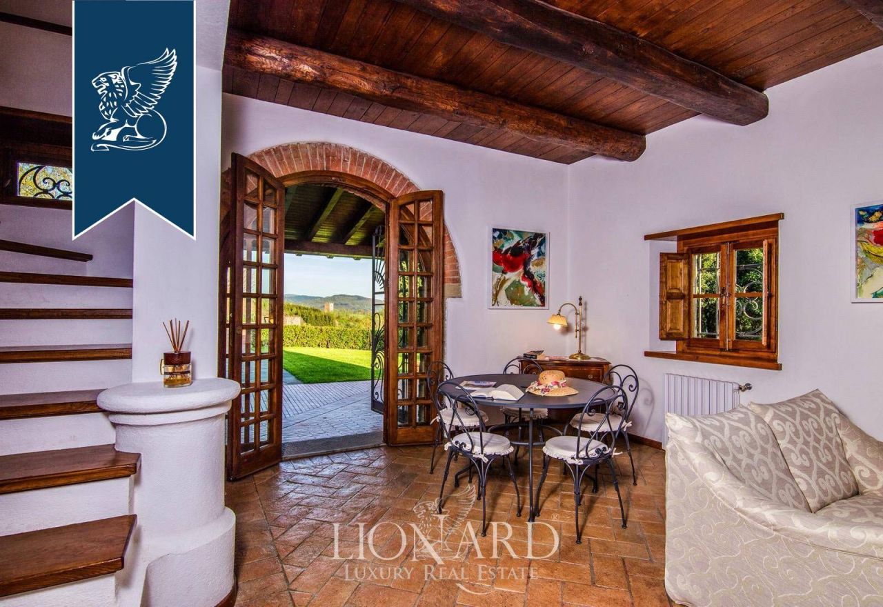 Ферма в Ареццо, Италия, 550 м² - фото 8