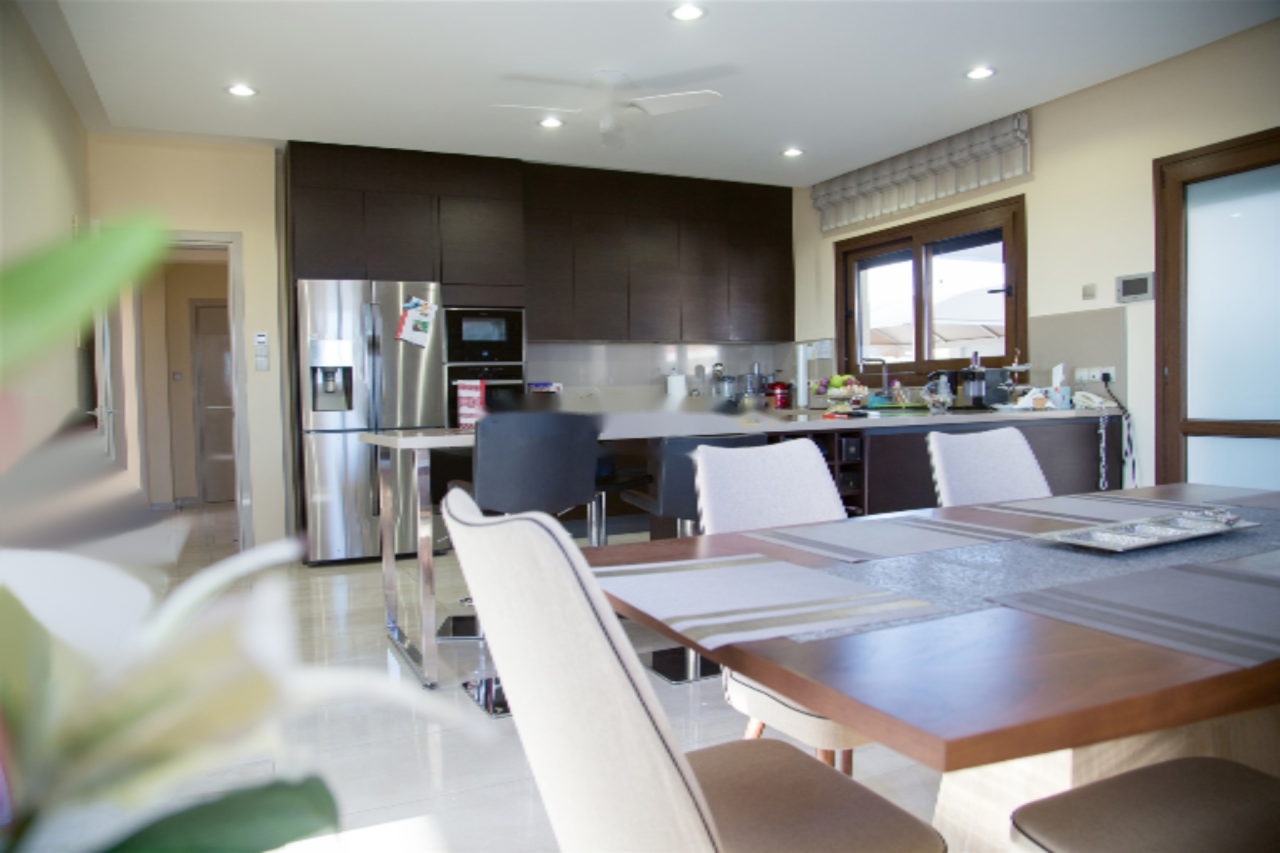 Квартира в Айос-Атанасиосе, Кипр, 330 м² - фото 3