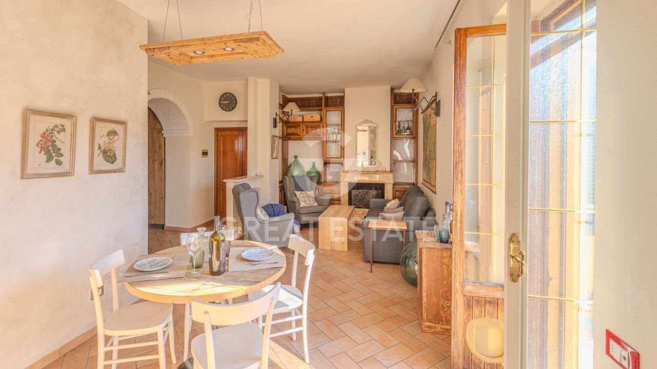 Апартаменты в Кьюси, Италия, 110.45 м² - фото 6