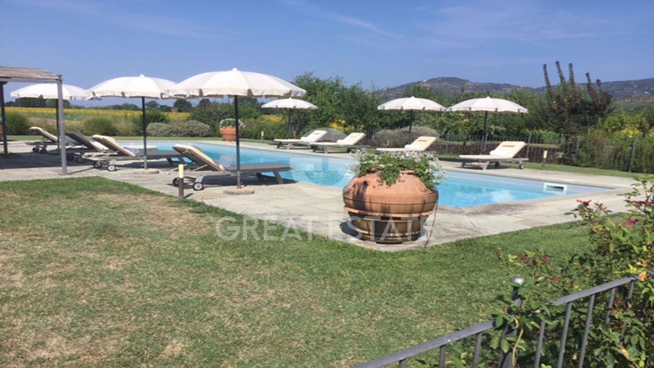 Дом в Кортоне, Италия, 419.4 м² - фото 6