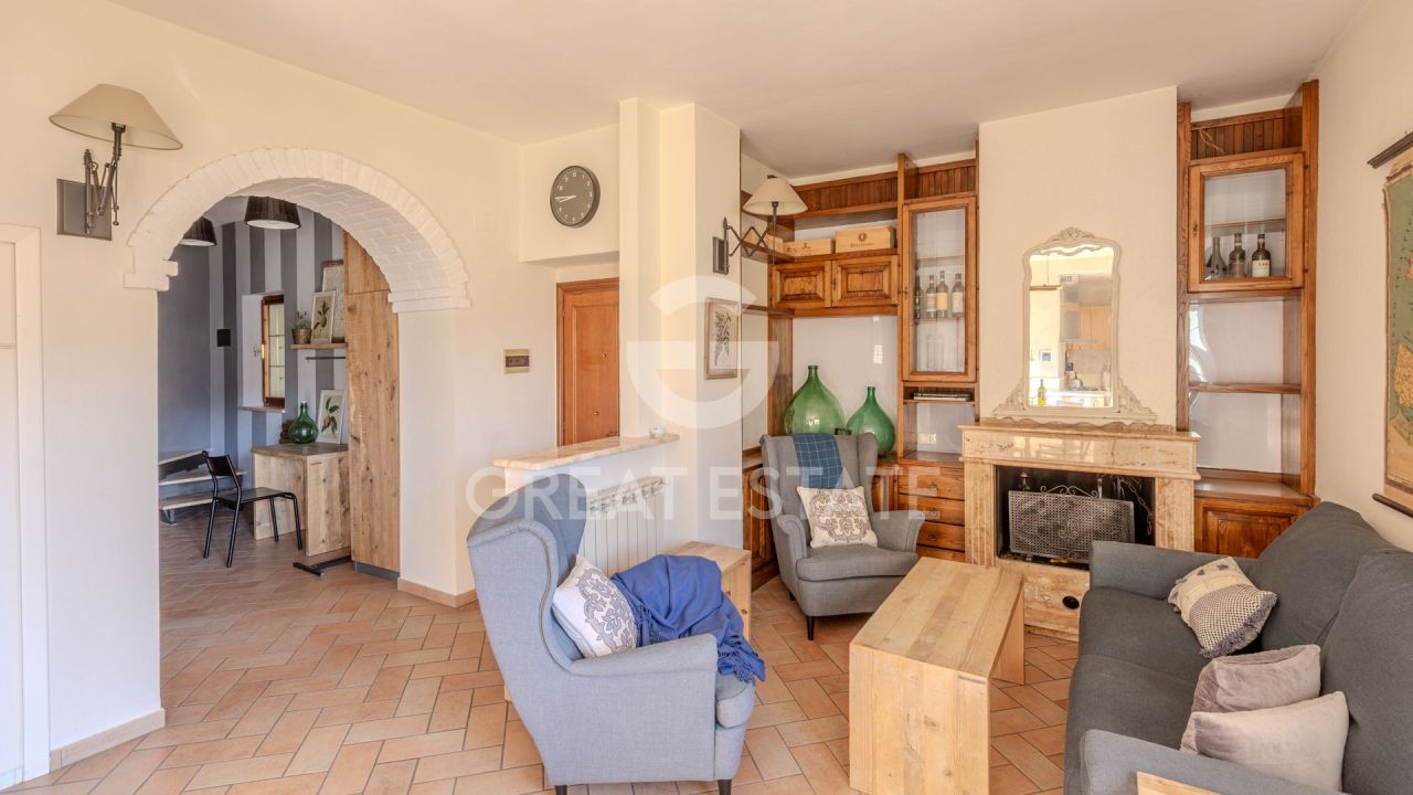 Апартаменты в Кьюси, Италия, 110.45 м² - фото 7