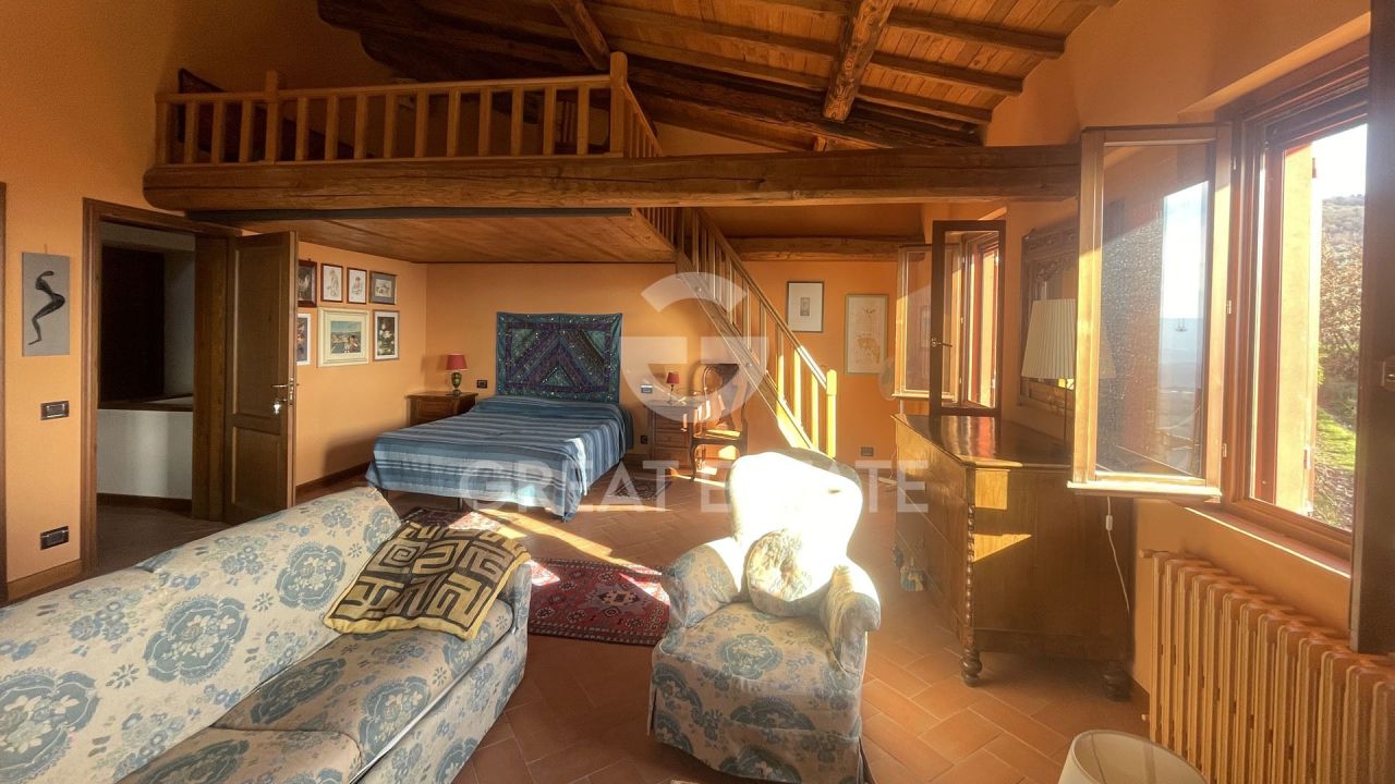 Дом Castelfranco Piandiscò, Италия, 511 м² - фото 17