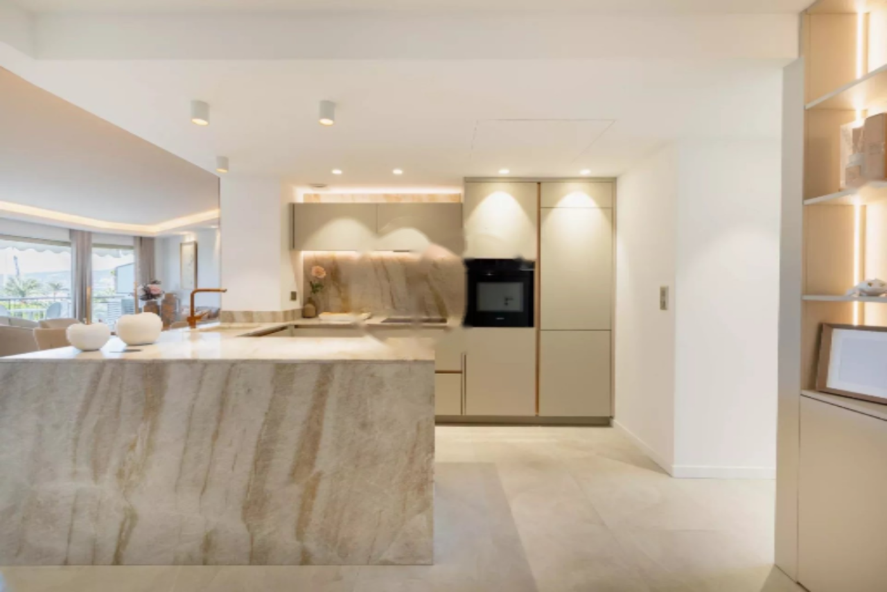 Квартира в Каннах, Франция, 95 м² - фото 4