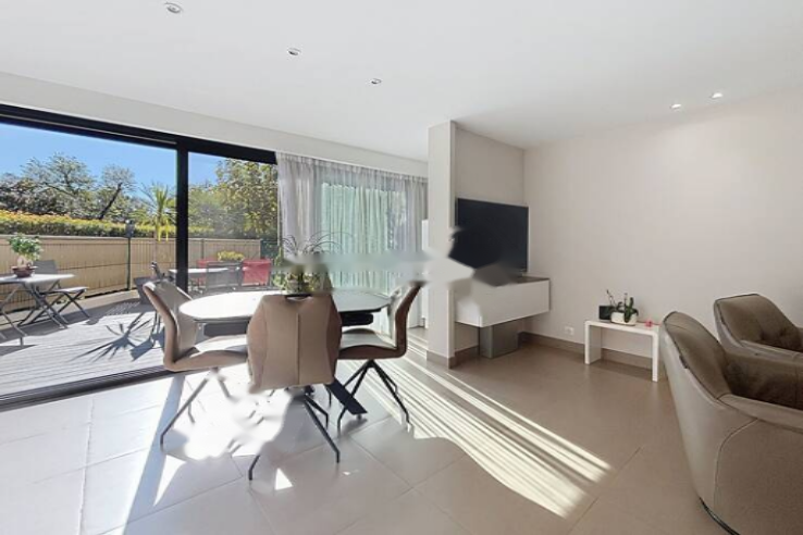 Квартира в Каннах, Франция, 103 м² - фото 2