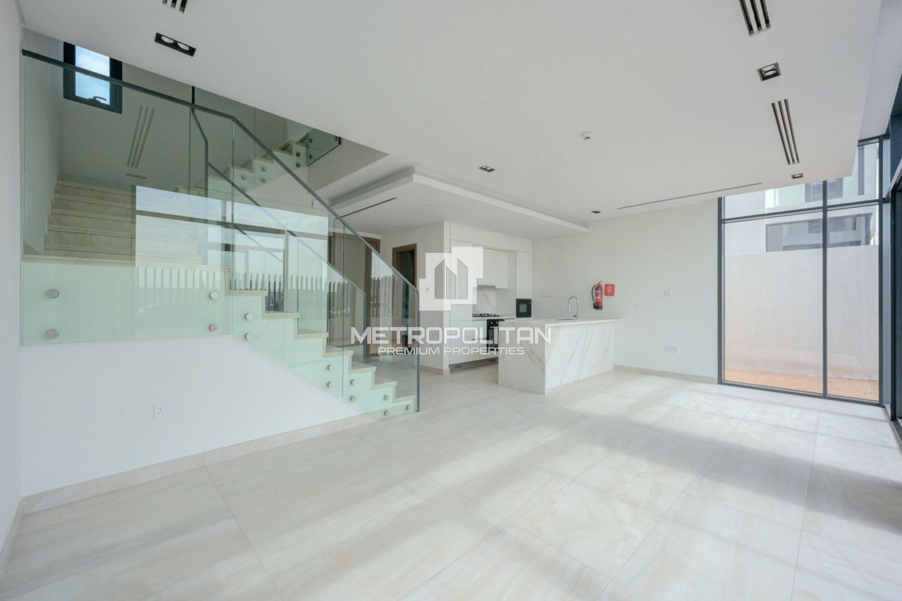 Таунхаус в Рас-эль-Хайме, ОАЭ, 234 м² - фото 4