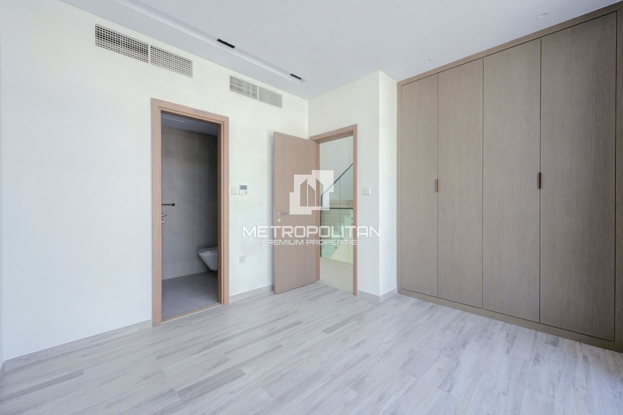 Таунхаус в Рас-эль-Хайме, ОАЭ, 234 м² - фото 14