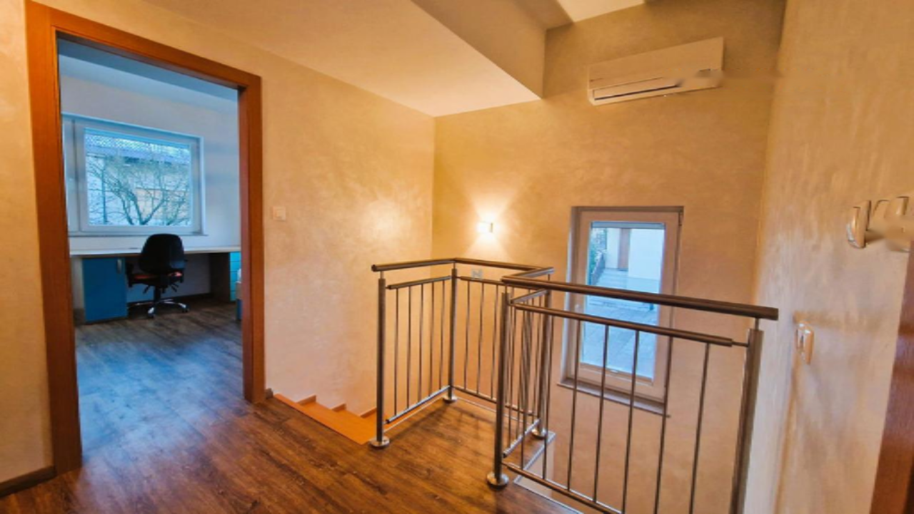 Дом в Любляне, Словения, 144 м² - фото 10