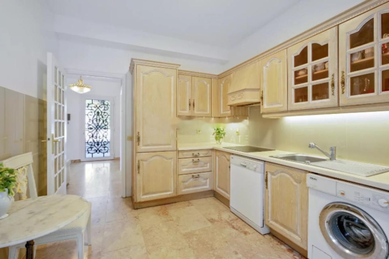 Квартира в Каннах, Франция, 234 м² - фото 10