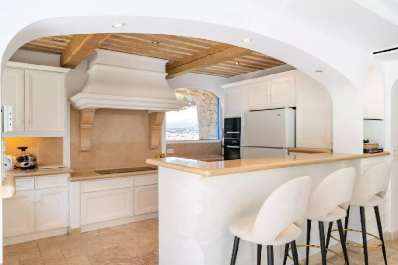 Квартира в Каннах, Франция, 200 м² - фото 16