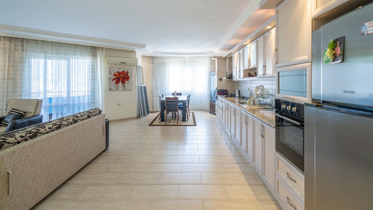 Квартира в Алании, Турция, 130 м² - фото 2