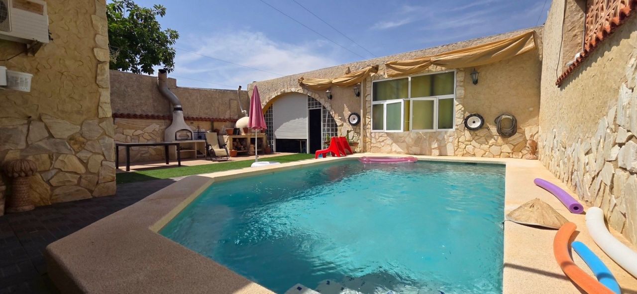 Таунхаус в Сан-Исидро, Испания, 300 м² - фото 2