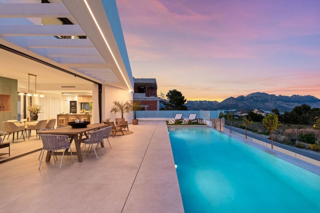 Вилла в Полопе, Испания, 306 м² - фото 2