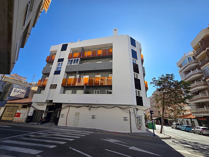 Коммерческая недвижимость в Торревьехе, Испания, 250 м² - фото 3