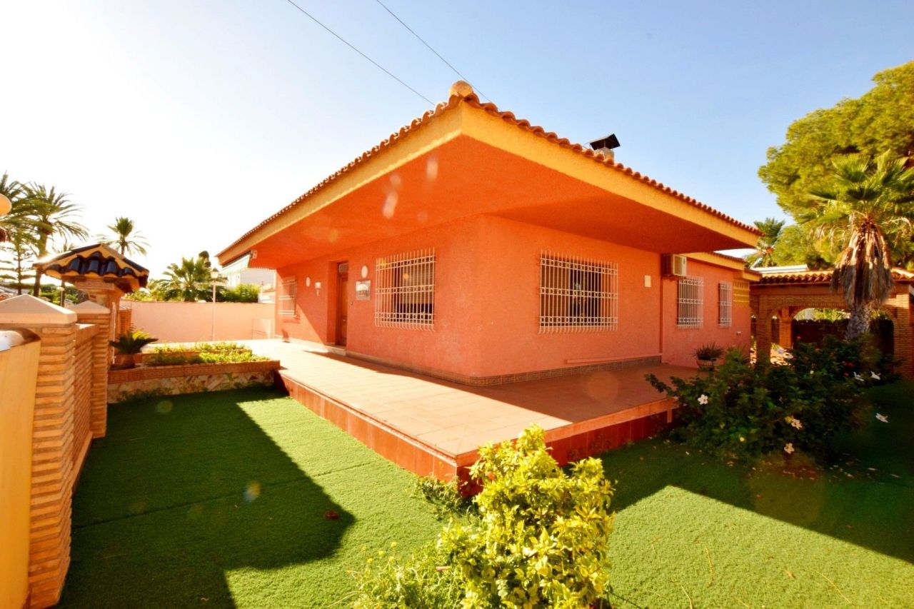 Вилла в Ориуэла Коста, Испания, 280 м² - фото 3