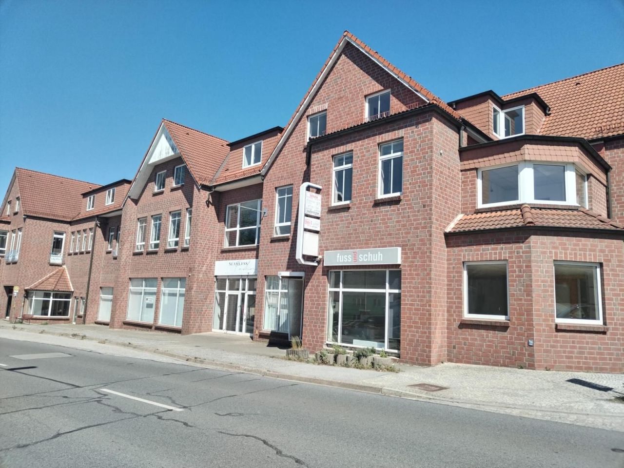 Коммерческая недвижимость в Дрездене, Германия, 5 000 м² - фото 1