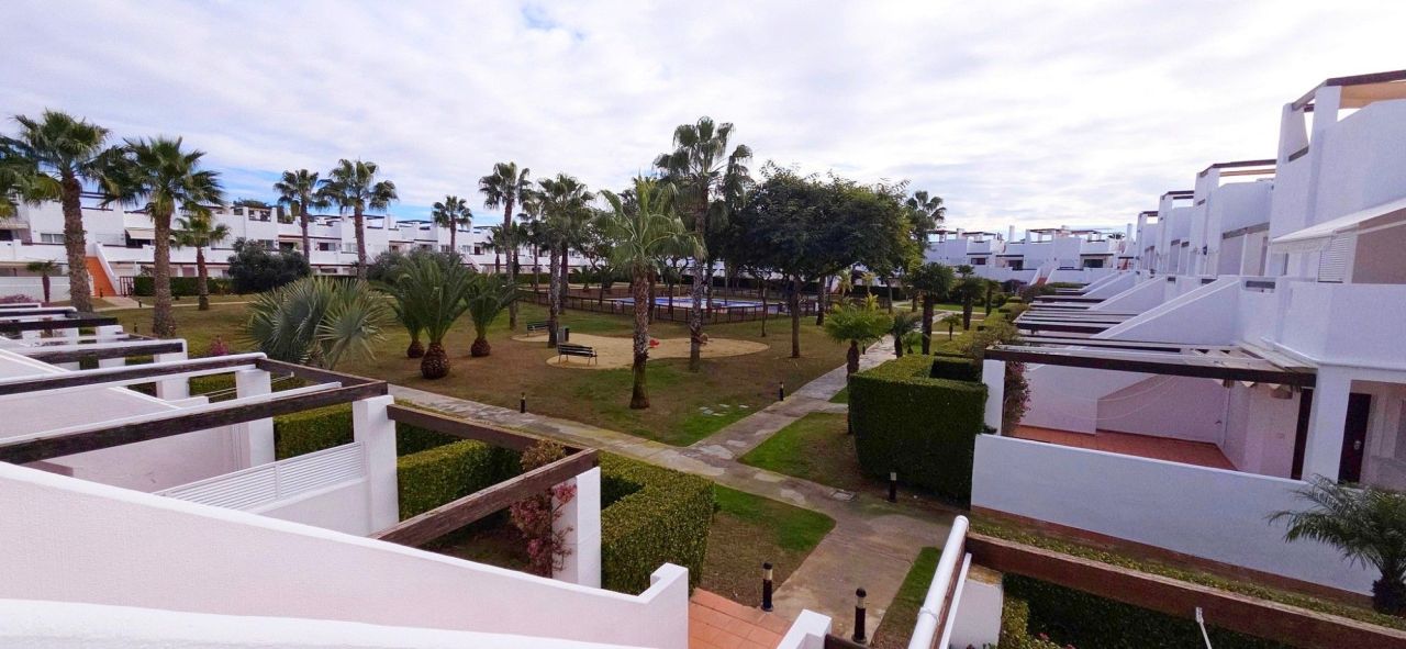 Апартаменты Condado de Alhama Golf Resort, Испания, 105 м² - фото 3