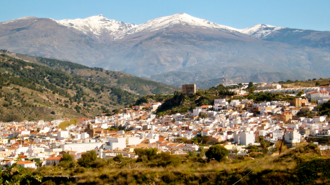 Апартаменты Veléz de Benaudalla, Испания, 382 м² - фото 4