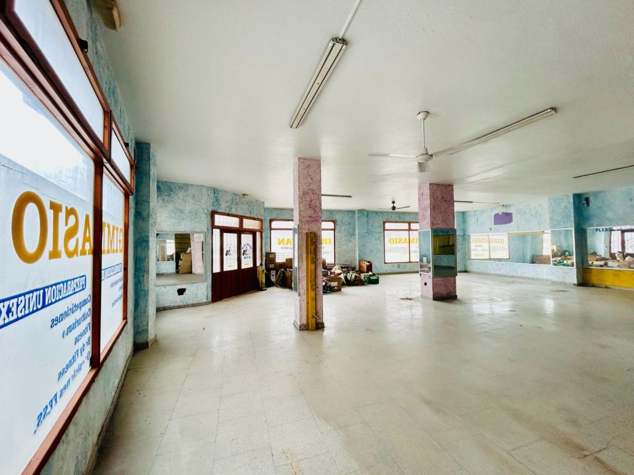 Коммерческая недвижимость в Торревьехе, Испания, 270 м² - фото 4