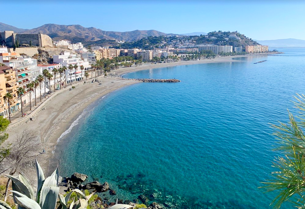 Апартаменты Veléz de Benaudalla, Испания, 382 м² - фото 6