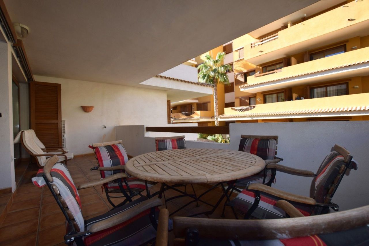 Апартаменты в Пунта Приме, Испания, 110 м² - фото 6