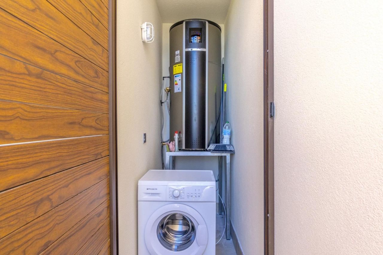 Вилла в Рохалесе, Испания, 129 м² - фото 6