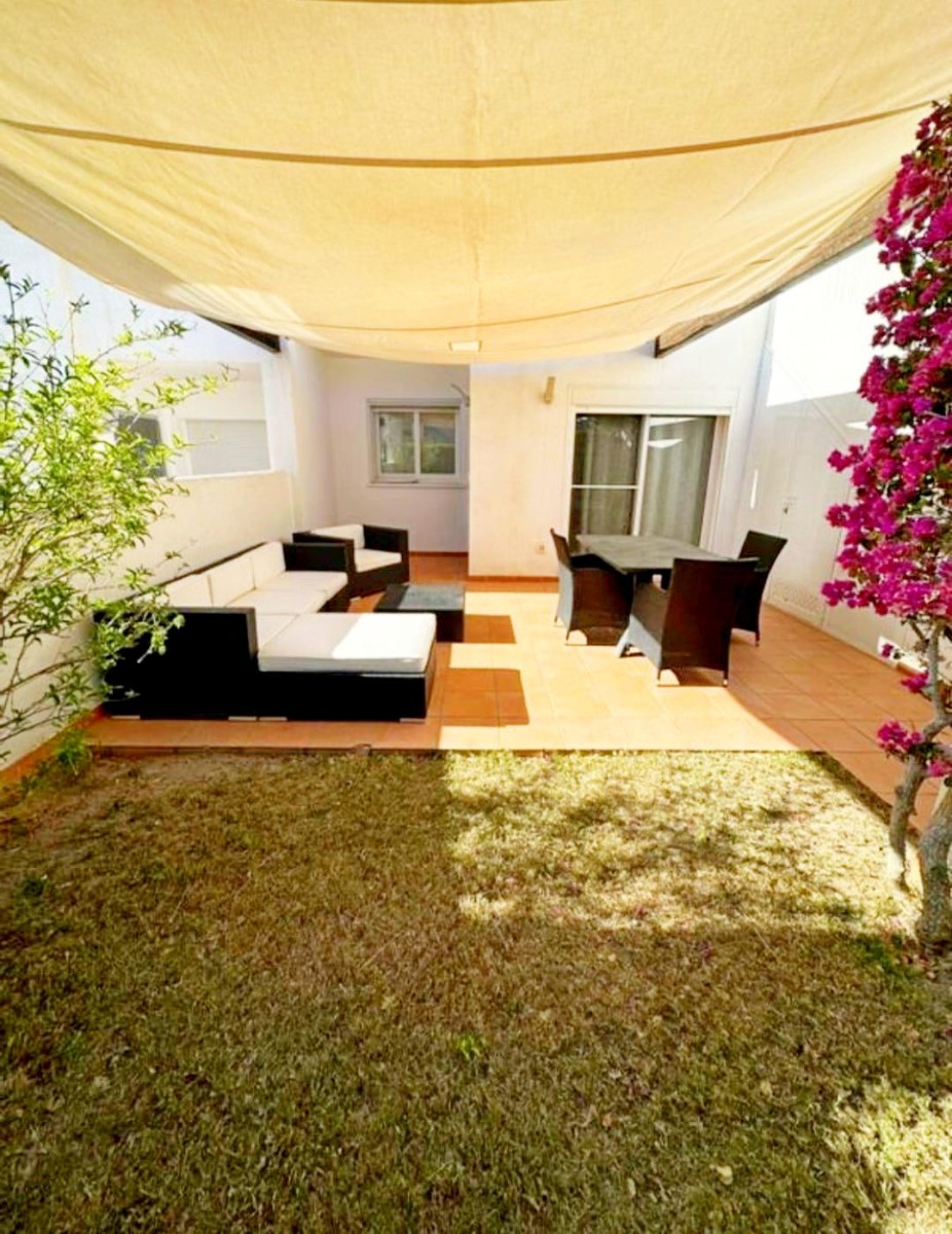 Апартаменты Condado de Alhama Golf Resort, Испания, 105 м² - фото 7