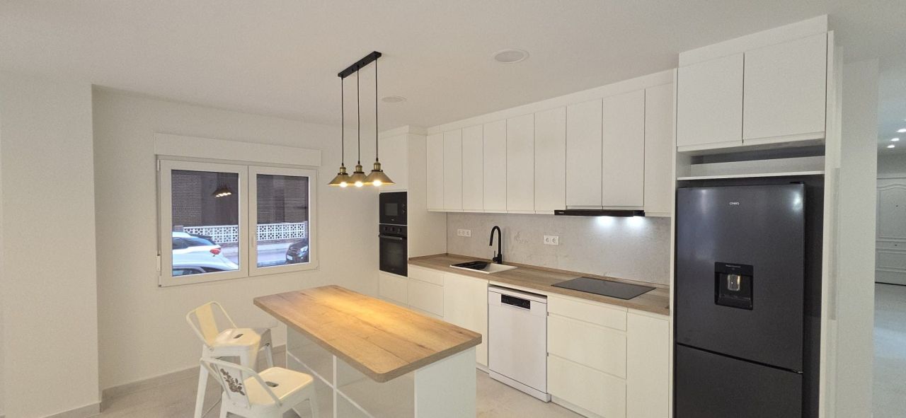 Апартаменты в Торревьехе, Испания, 171 м² - фото 8