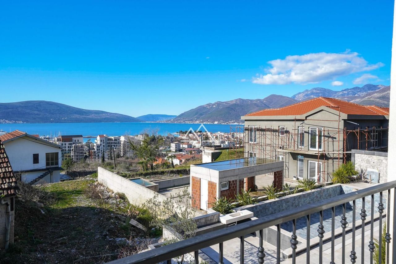 Апартаменты в Тивате, Черногория, 126 м² - фото 3