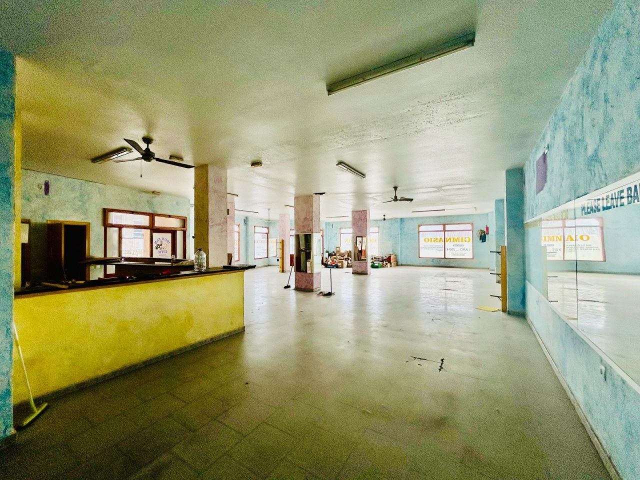 Коммерческая недвижимость в Торревьехе, Испания, 270 м² - фото 8