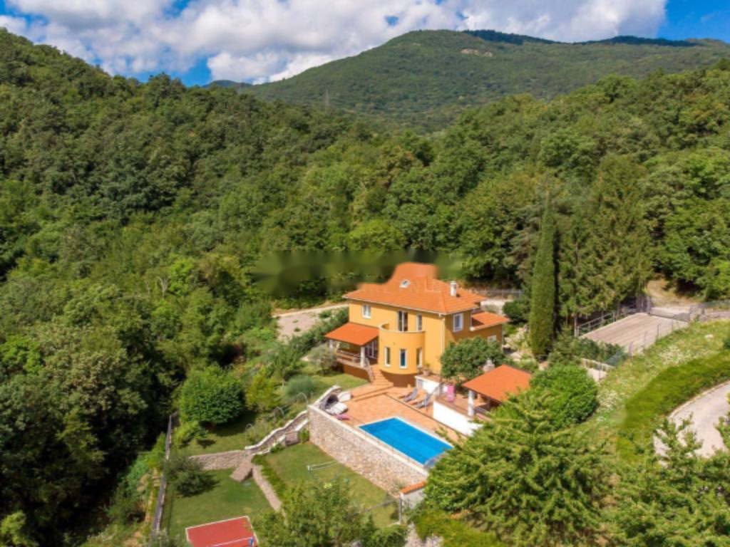 Дом в Опатии, Хорватия, 192 м² - фото 1