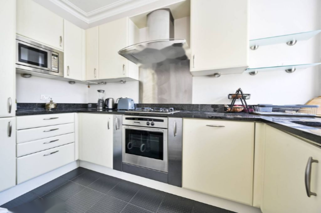 Квартира в Лондоне, Великобритания, 49 м² - фото 1