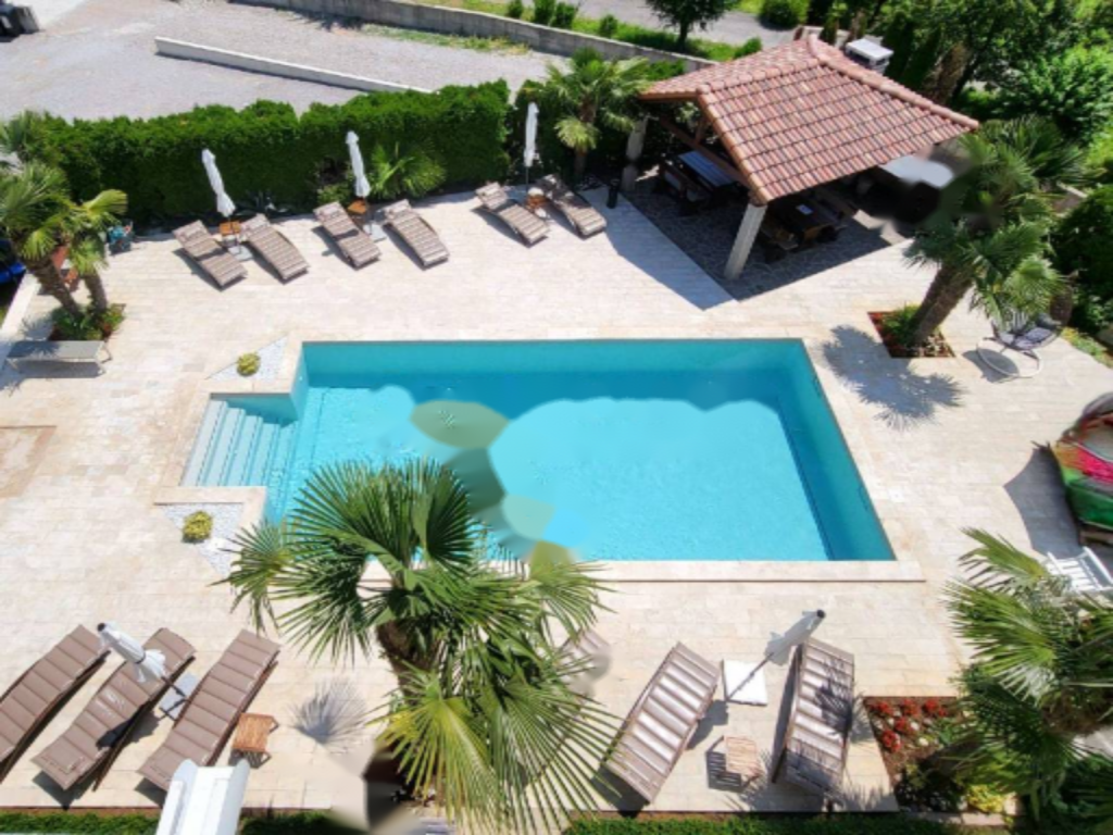 Дом в Опатии, Хорватия, 500 м² - фото 1