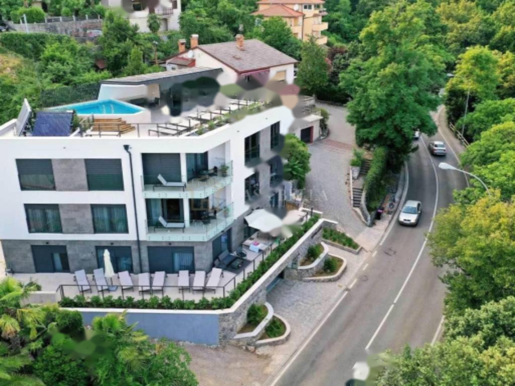 Дом в Опатии, Хорватия, 600 м² - фото 1