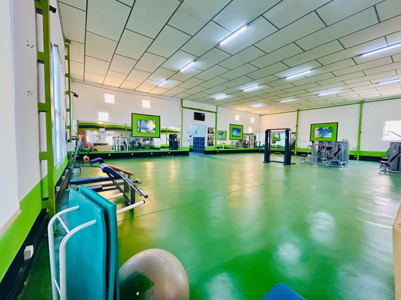 Коммерческая недвижимость в Дайя-Нуэве, Испания, 910 м² - фото 9