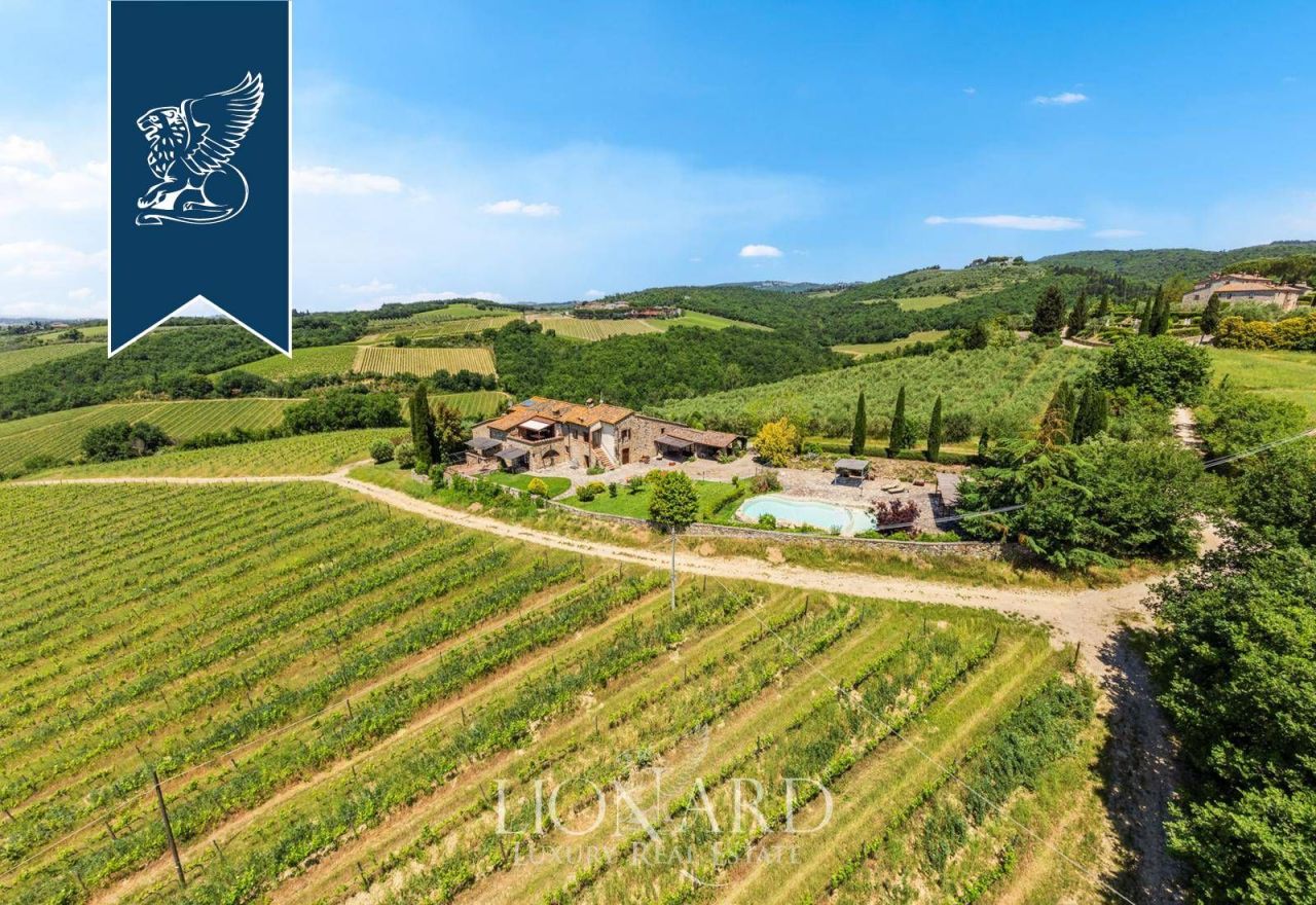 Ферма в Кастеллина-ин-Кьянти, Италия, 450 м² - фото 2