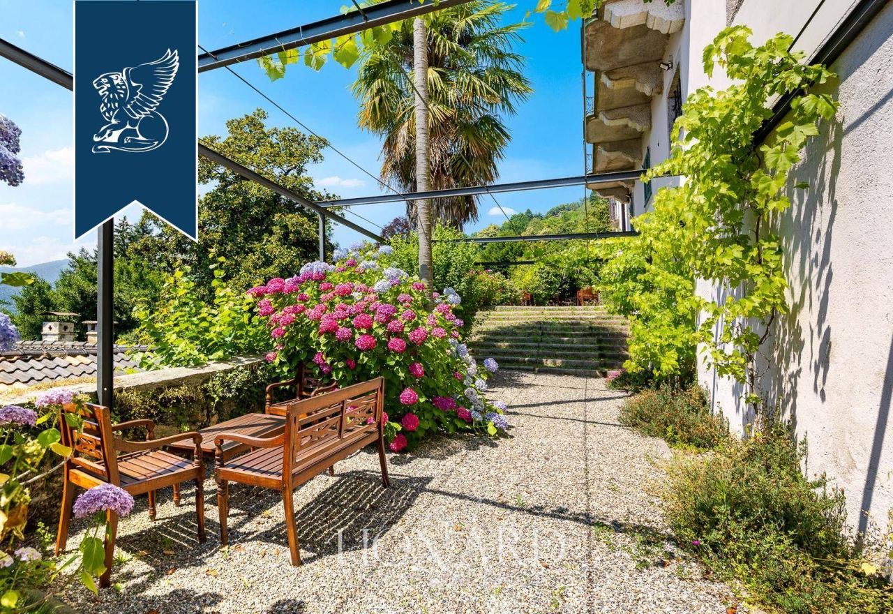 Вилла в Новаре, Италия, 1 500 м² - фото 5